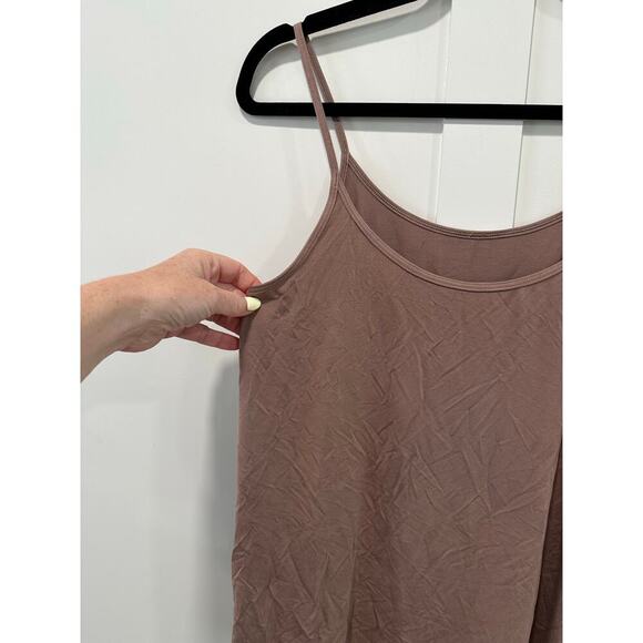 Lululemon Loose Strappy Yoga Tank - Picture 3 of 4